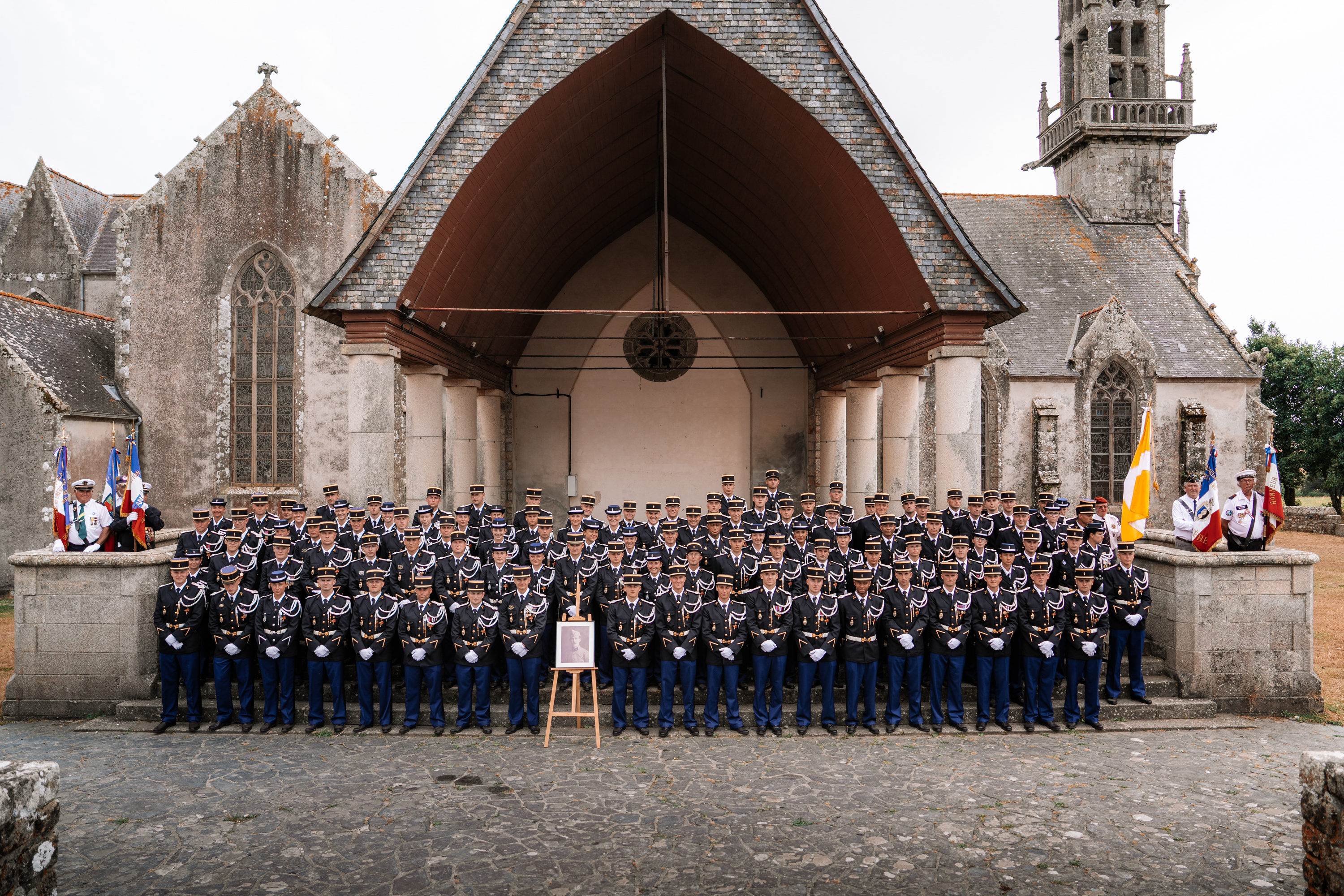 Cérémonie — 142e promotion, École de gendarmerie